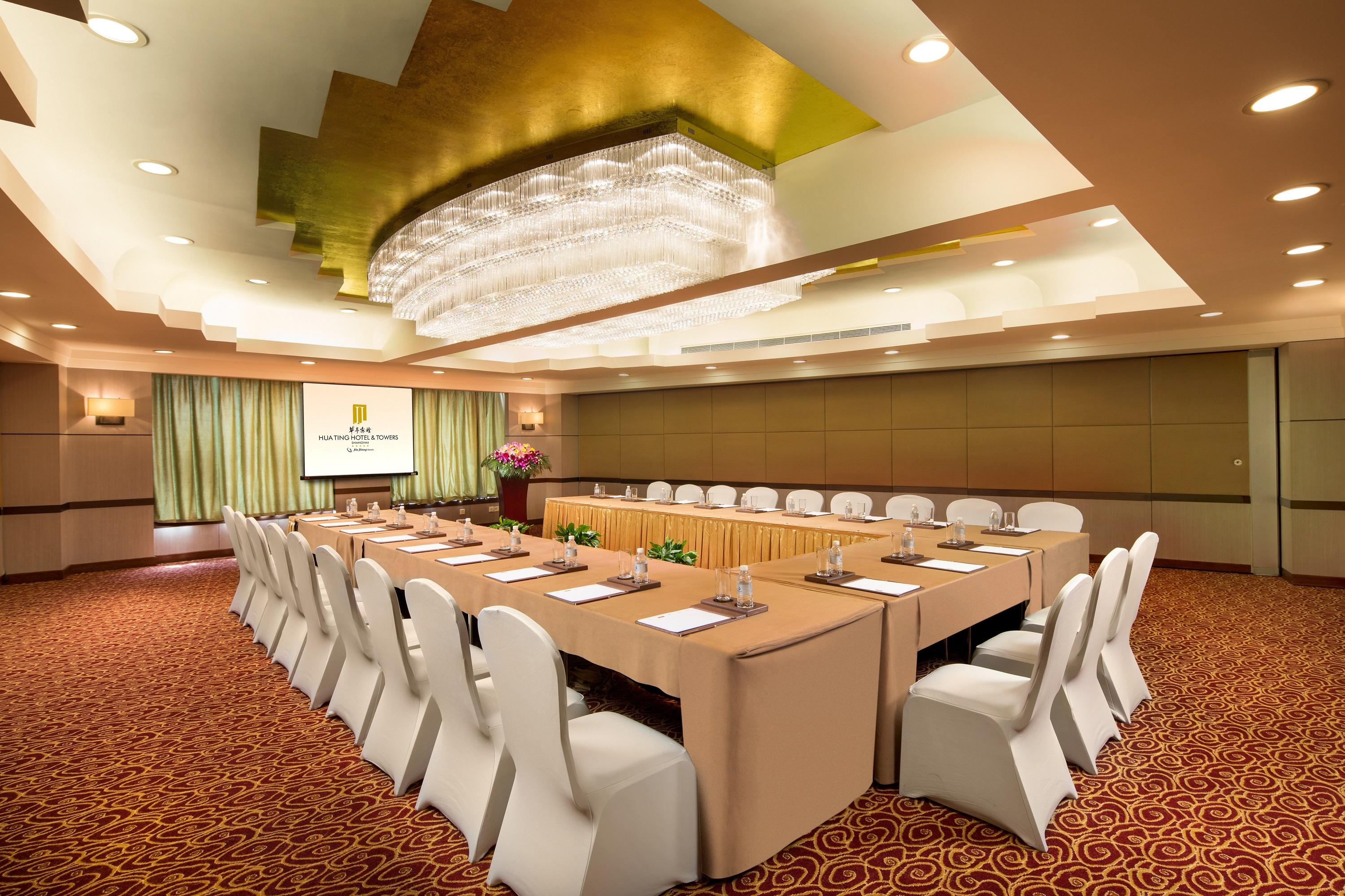 Hua Ting Hotel And Towers 샹하이 외부 사진